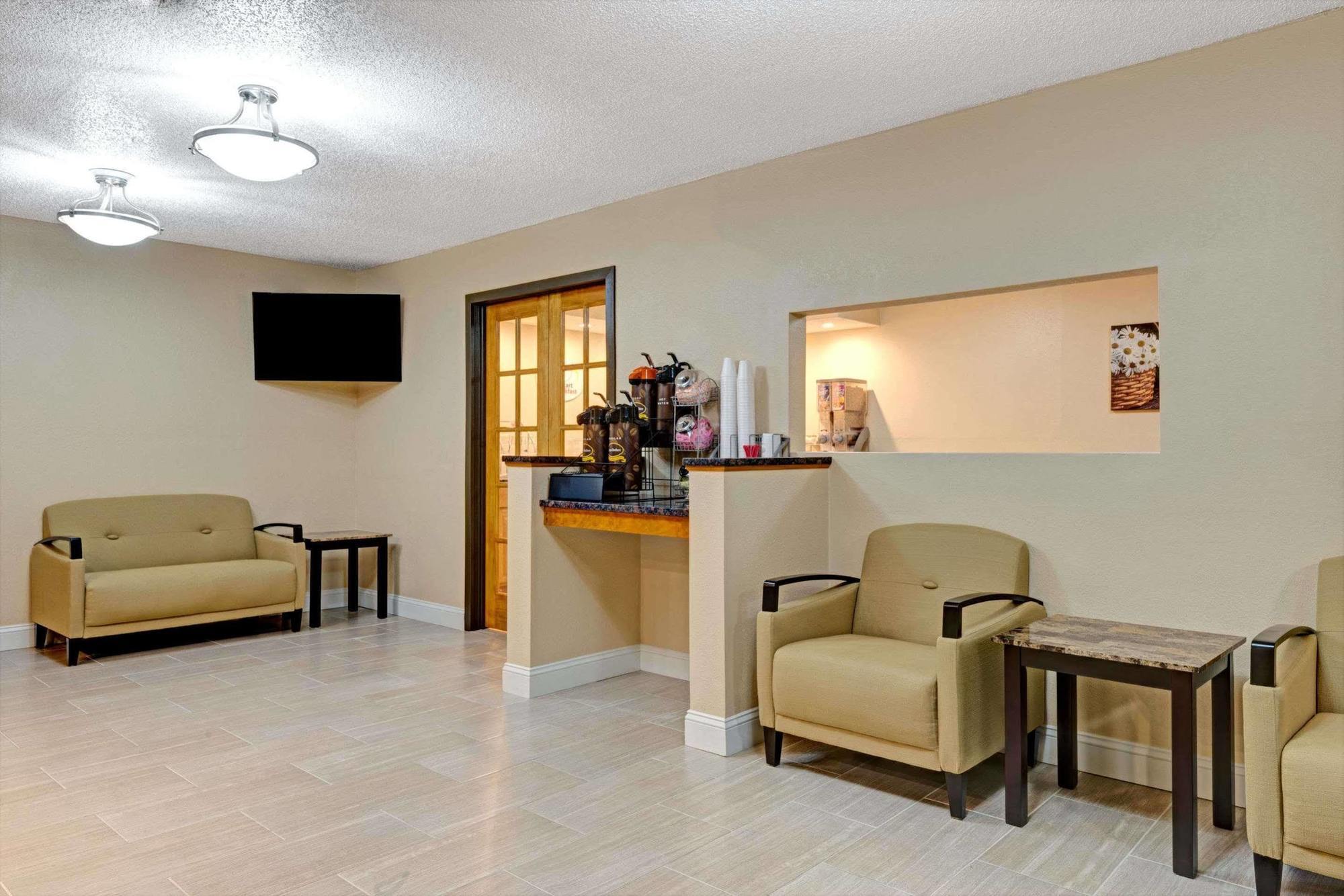 Quality Inn Сенфорд Екстер'єр фото