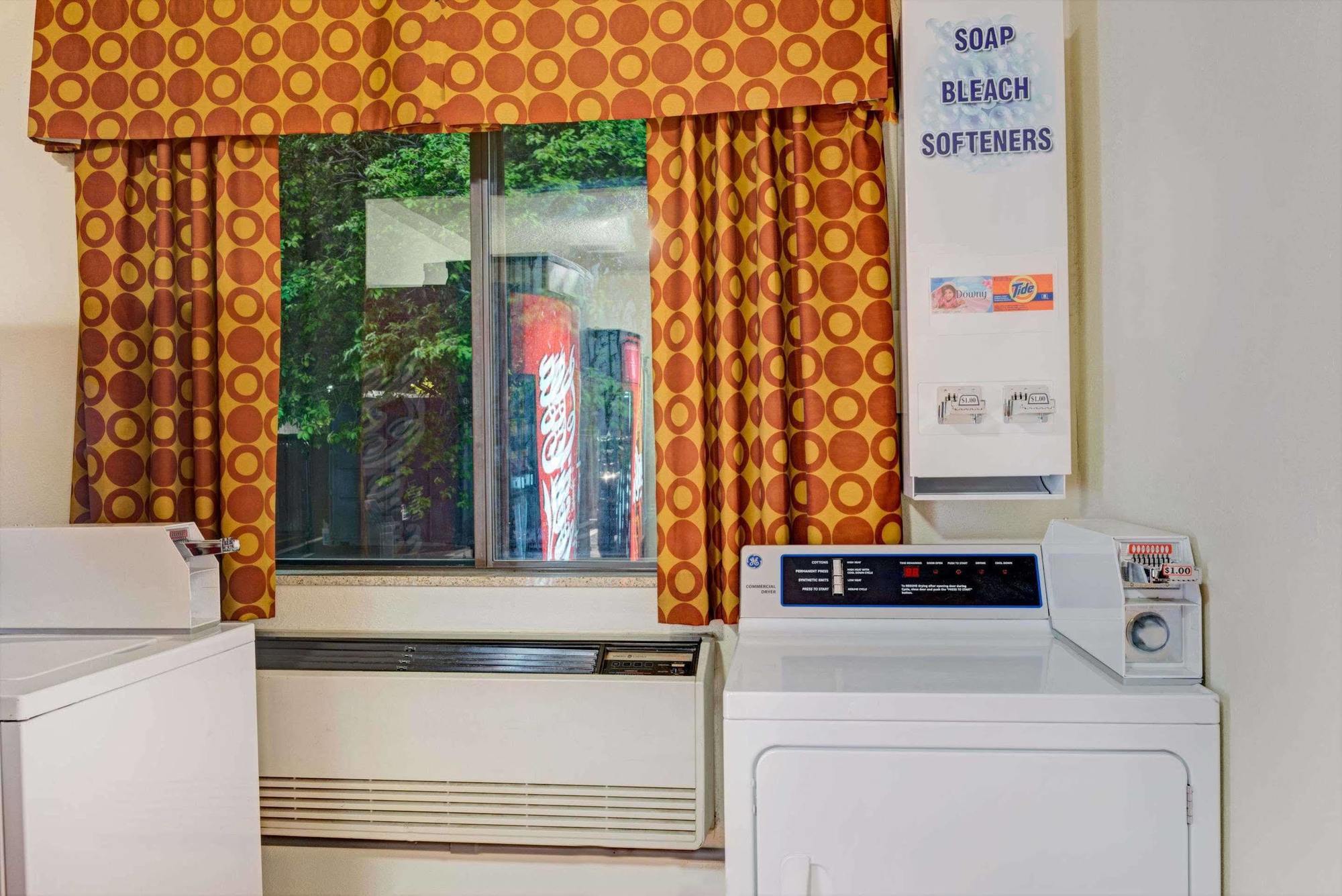 Quality Inn Сенфорд Екстер'єр фото